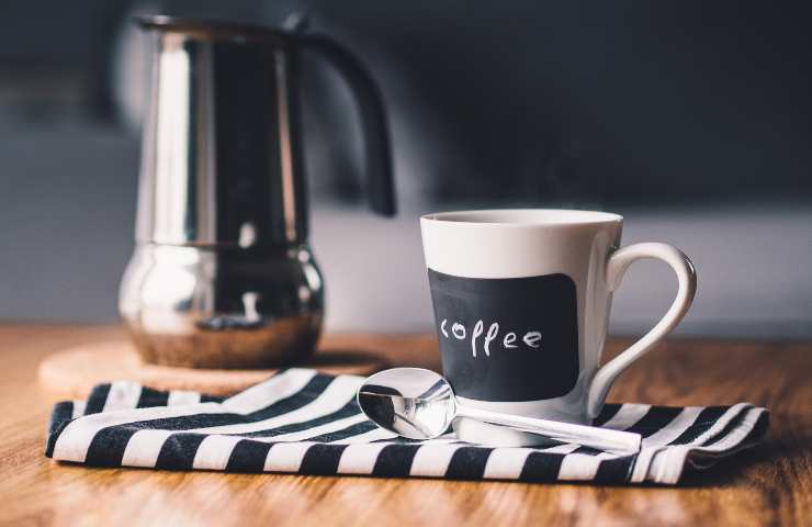 Mai bere caffè prima della colazione