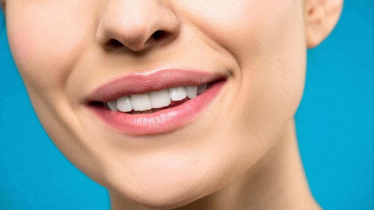 denti bianchi il dentifricio migliore