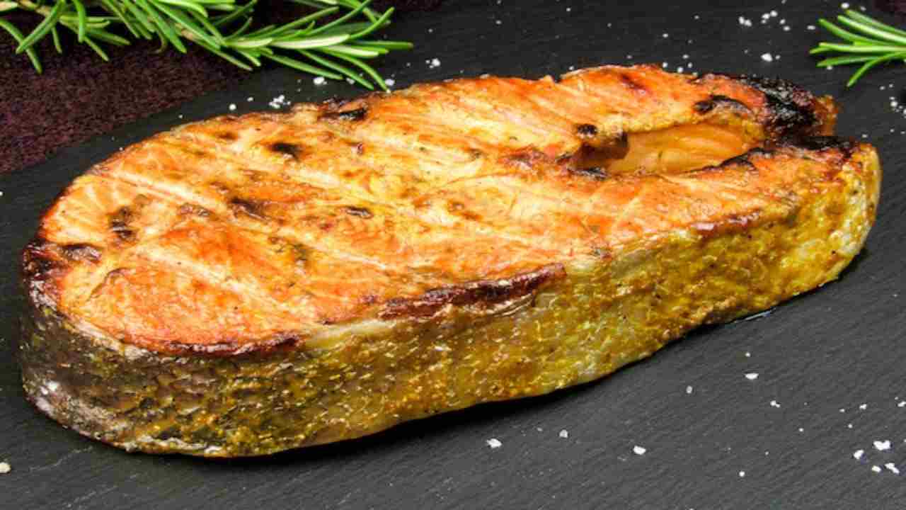 pesce alimenti per il benessere mentale