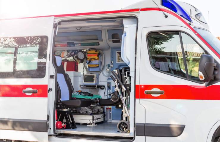 Alpignano donna morta giardino villetta