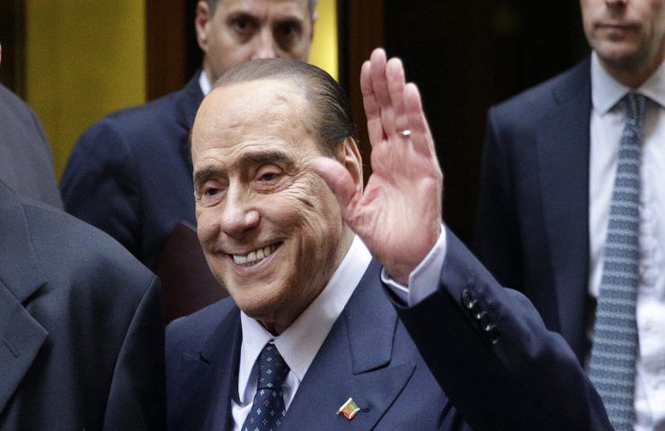 Berlusconi ancora in condizioni gravi