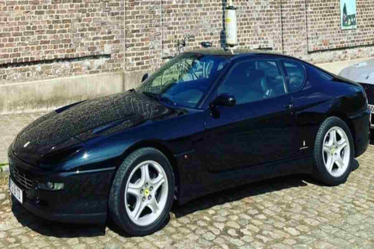 Ferrari meno costosa