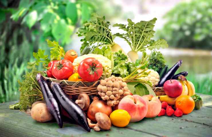 Stanchezza primaverile, con quali cibi contrastarla