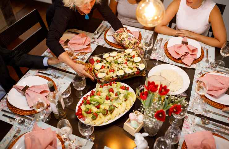 Pranzo di Pasqua come evitare le abbuffate
