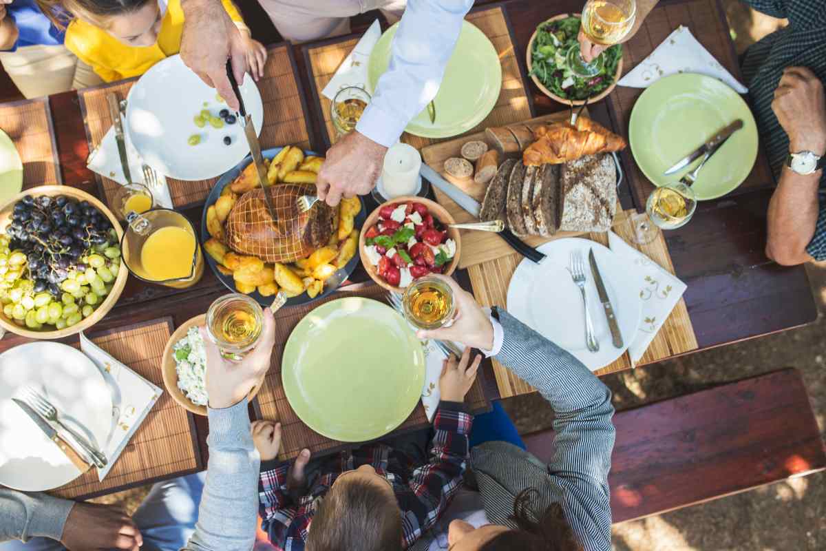 Pranzo di Pasqua come evitare le abbuffate