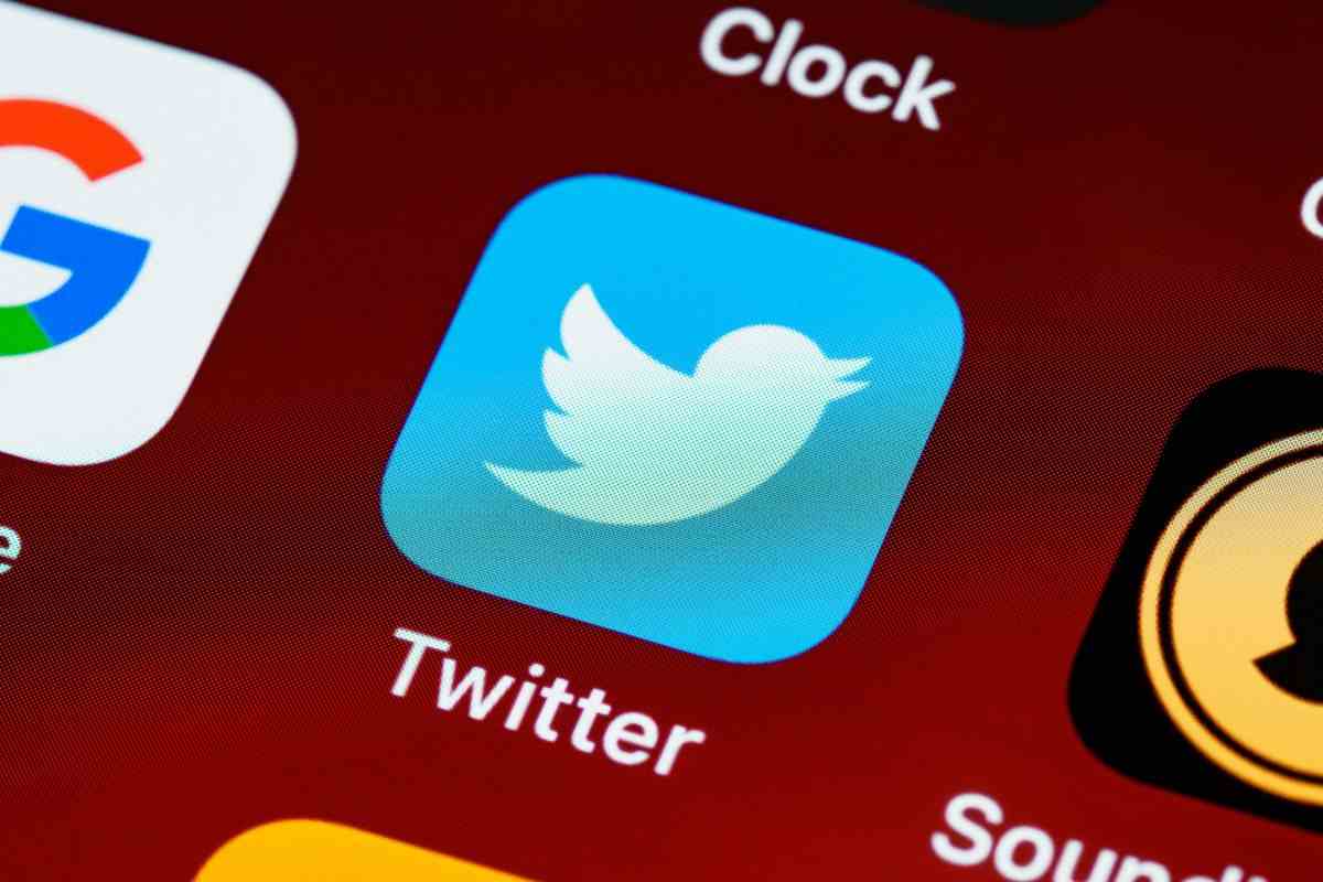 Twitter novità spunte blu motivo