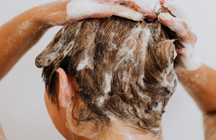 Capelli come lavarli