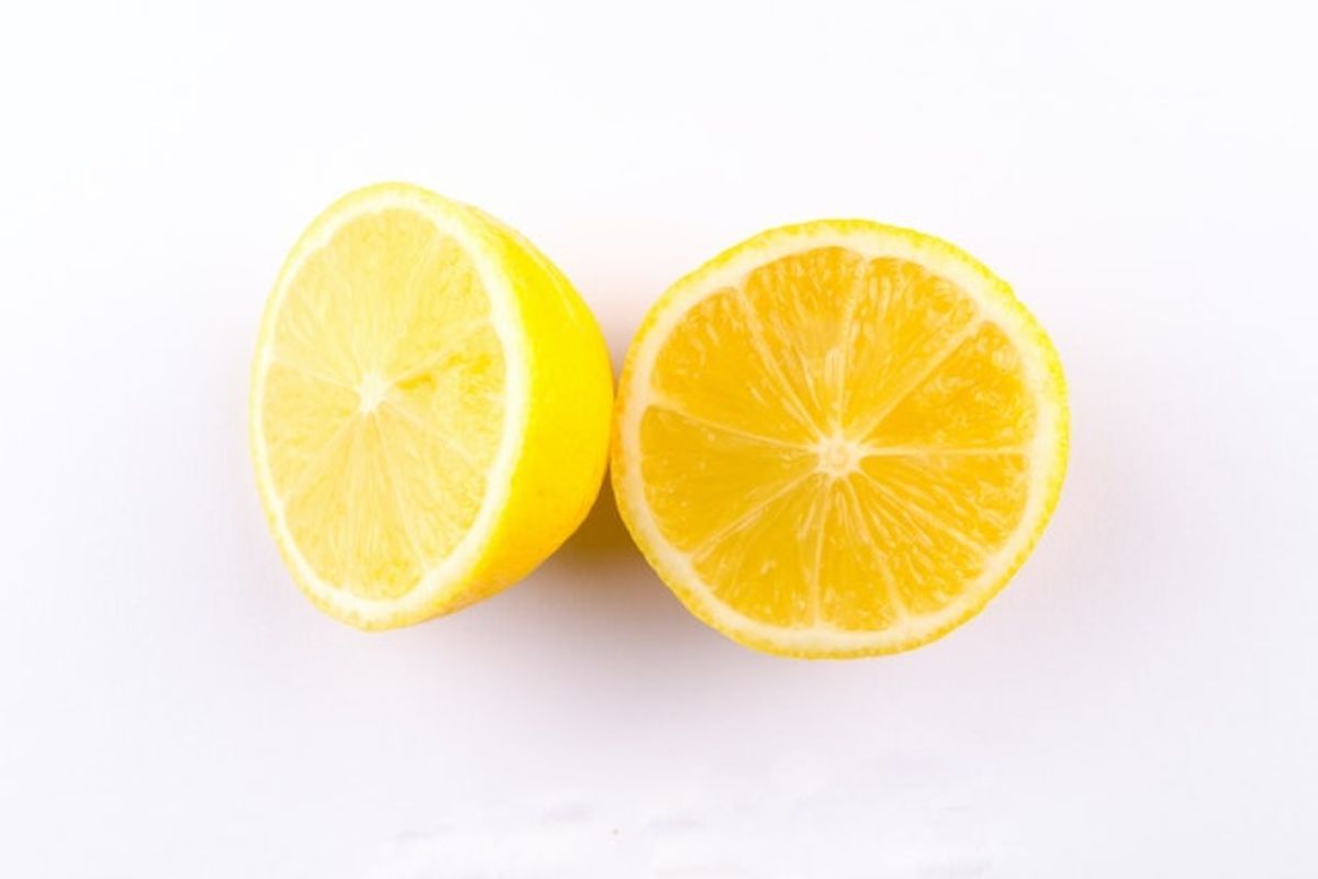 limoni vecchi non buttarli riutilizzo
