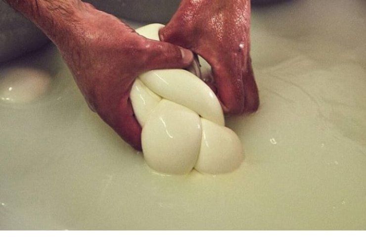 Acqua mozzarelle utilizzo in cucina