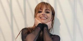 Annalisa devastante, outfit rovente per la cantante