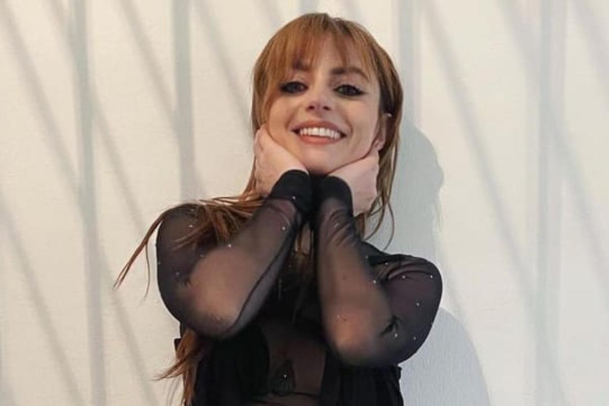 Annalisa devastante, outfit rovente per la cantante