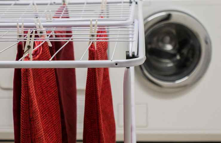 Come asciugare velocemente vestiti casa