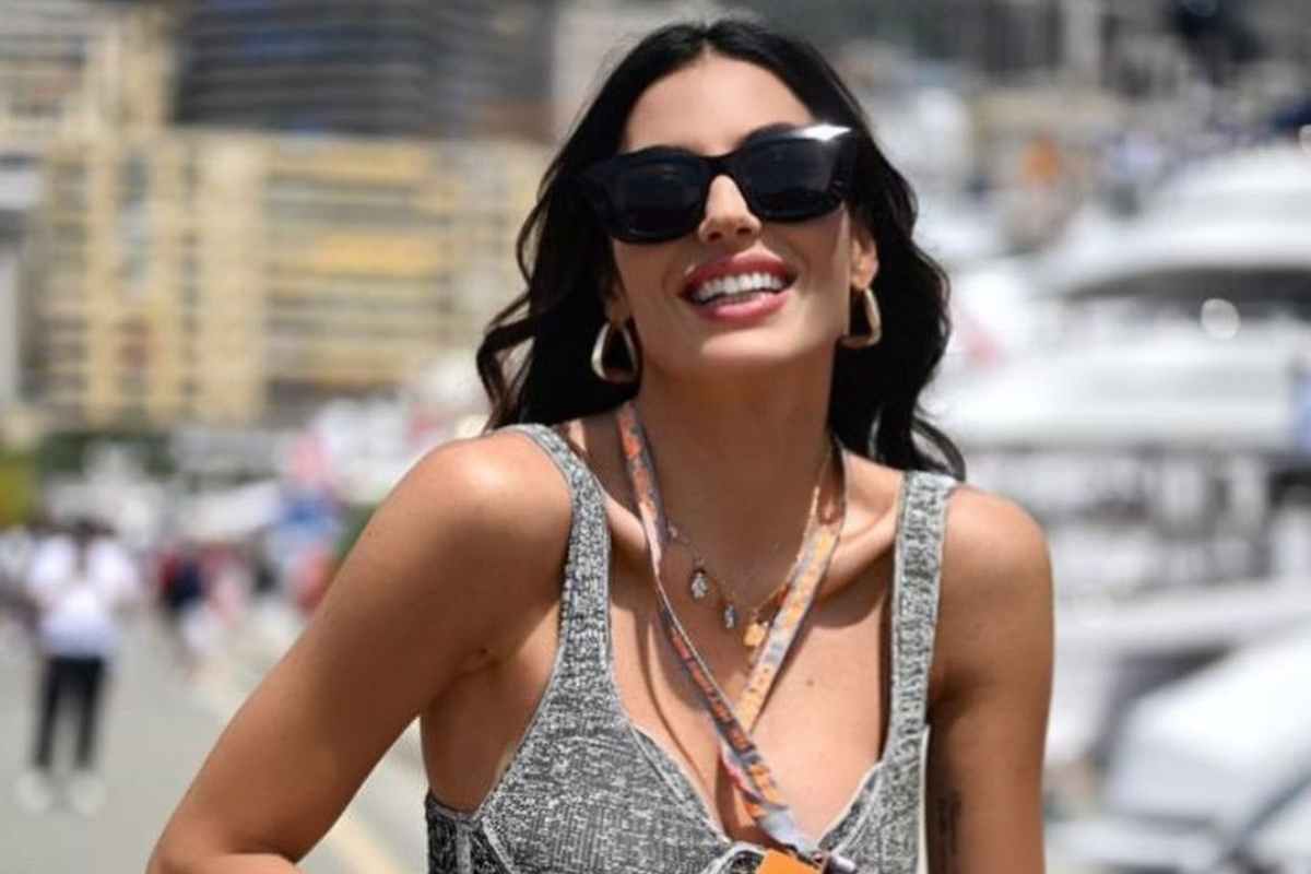 Elisabetta Gregoraci scollatura