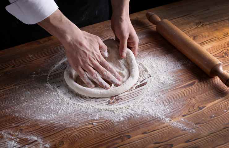 Pizza impasto "gonfiato" in pochi minuti