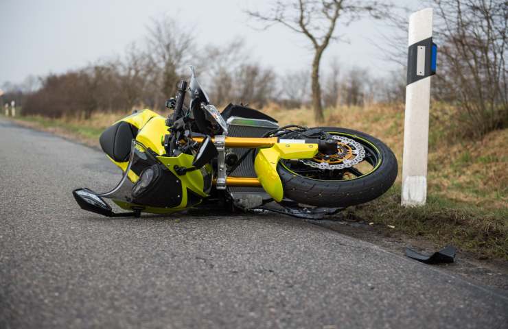 Escalaplano incidente moto morta 46enne