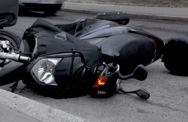 Parma incidente scooter morto 16enne
