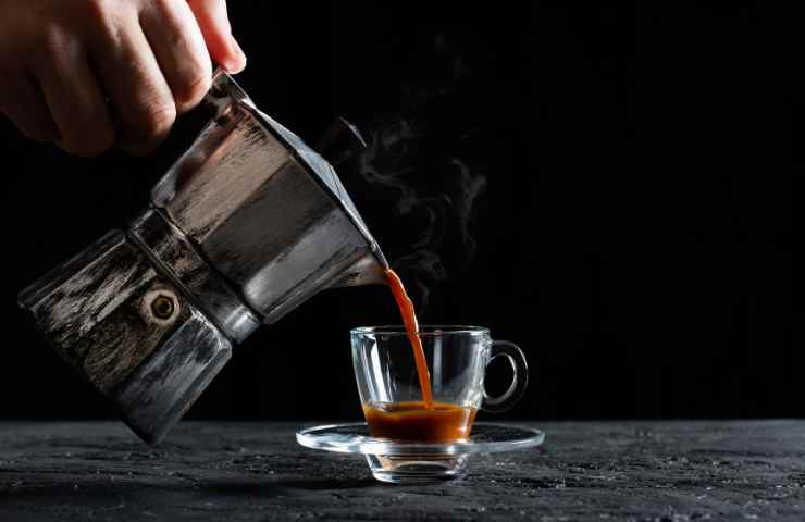 Moka, tutti trascurano questo dettaglio: è un grosso rischio per la salute