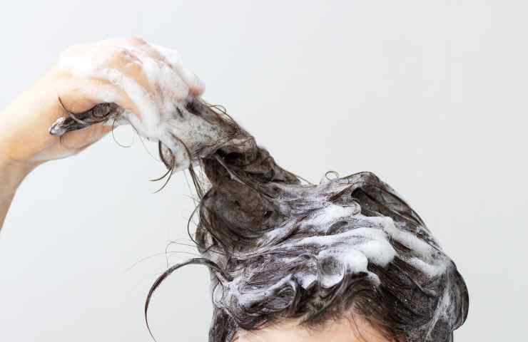 Shampoo antiforfora consigli utilizzo