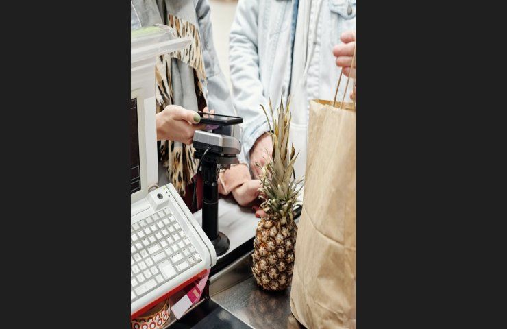Spesa al supermercato,indovinare la fila più veloce
