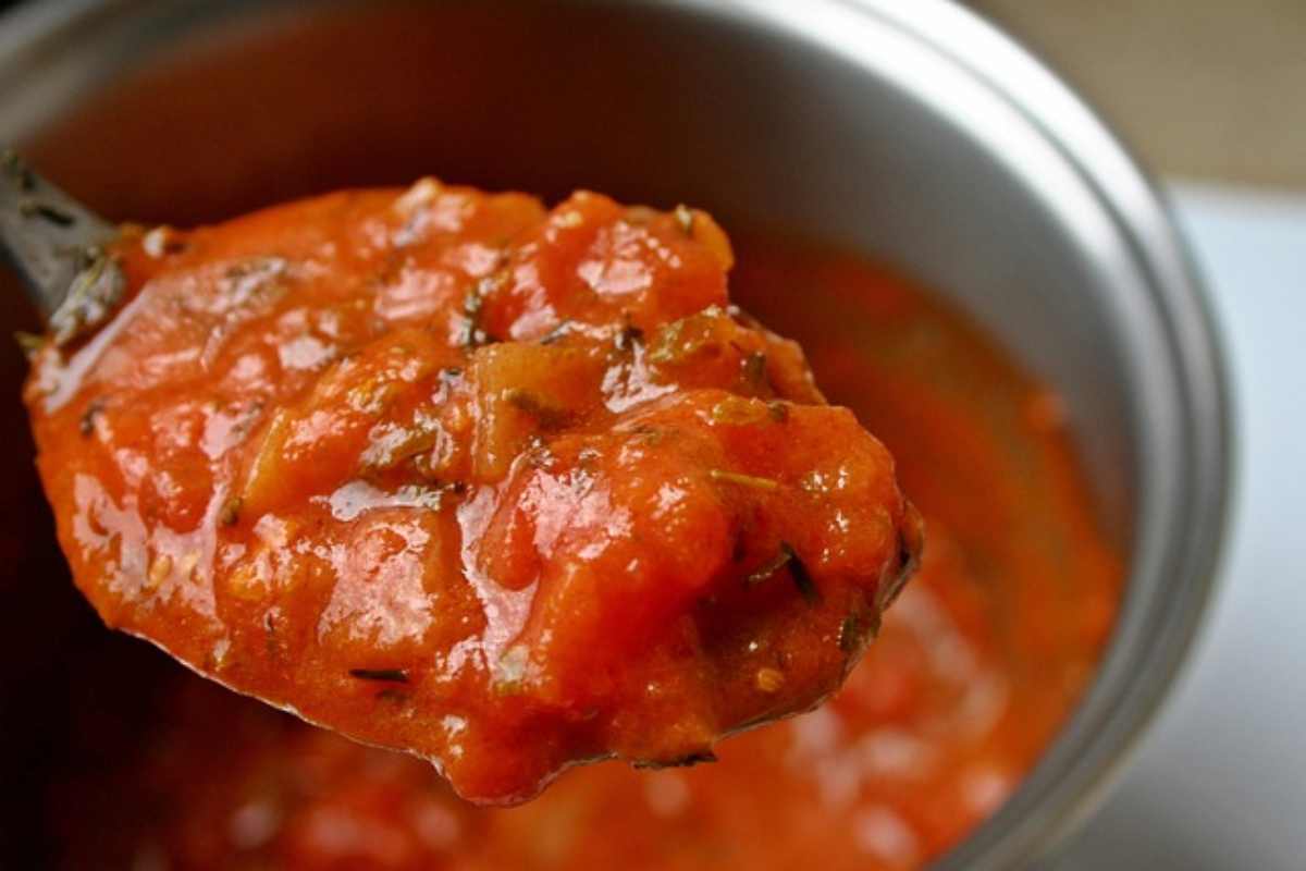 Come eliminare l'acidità dal sugo