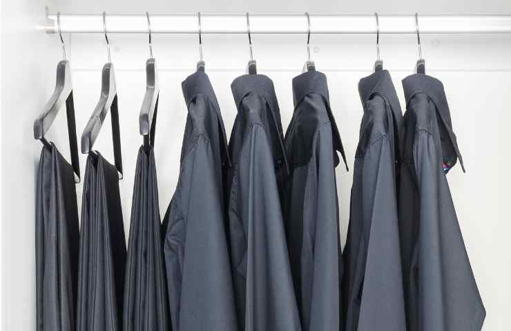 Lavatrice pepe nero vestiti bucato