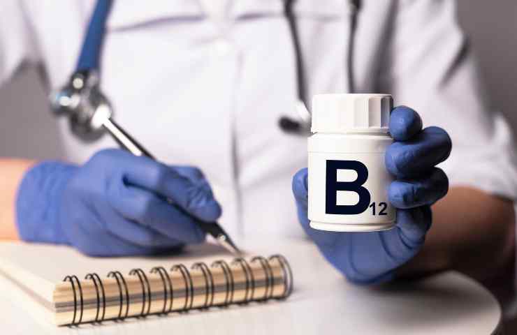 Vitamina B12