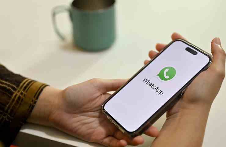 WhatsApp recuperare messaggi eliminati passaggi