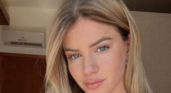 Sara Croce in palestra, la FOTO allo specchio accende la passione: scollatura inebriante