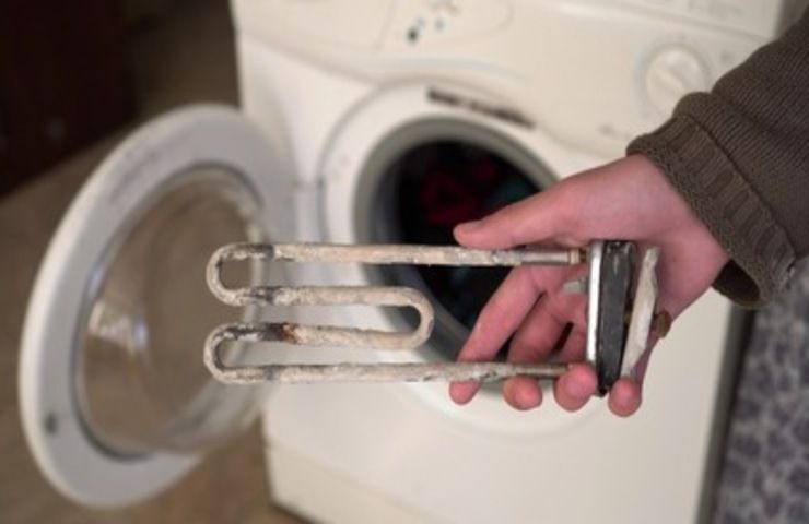 Metodo anti-calcare per la lavatrice