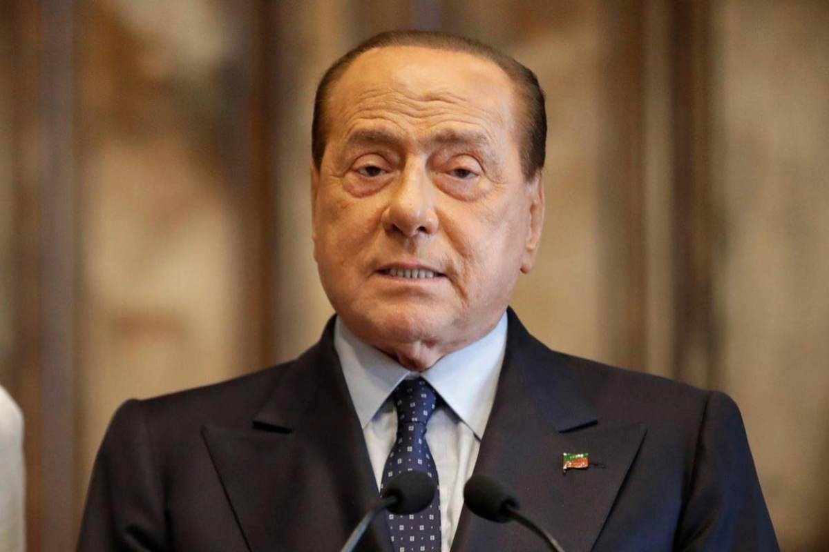 Silvio Berlusconi morto malattia leucemia mielomonocitica cronica