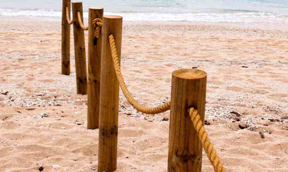 Bordighera trovato cadavere spiaggia