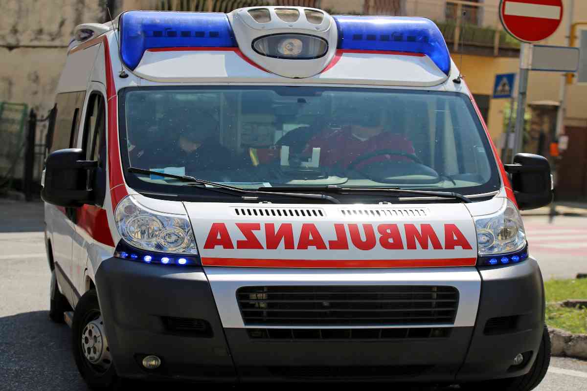 Parma bambina annega piscina privata