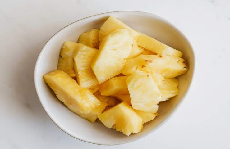Ananas tagliare