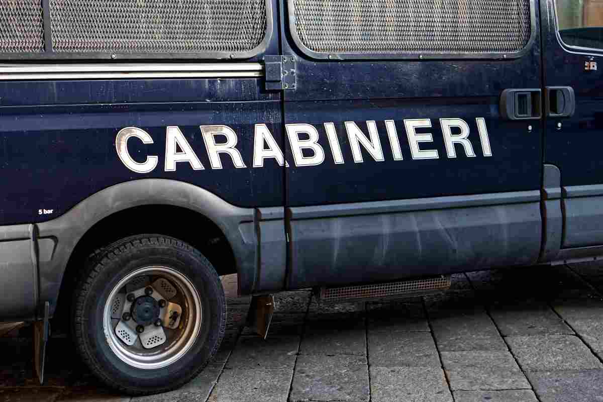 Barletta madre figlio trovati morti casa