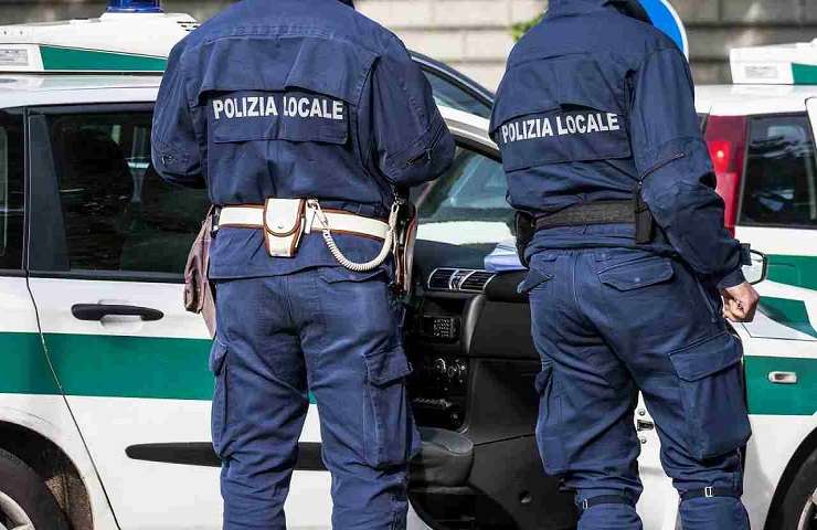 Tragico scontro moto furgone morto 27enne