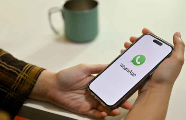 WhatsApp nuova funzione numeri sconosciuti