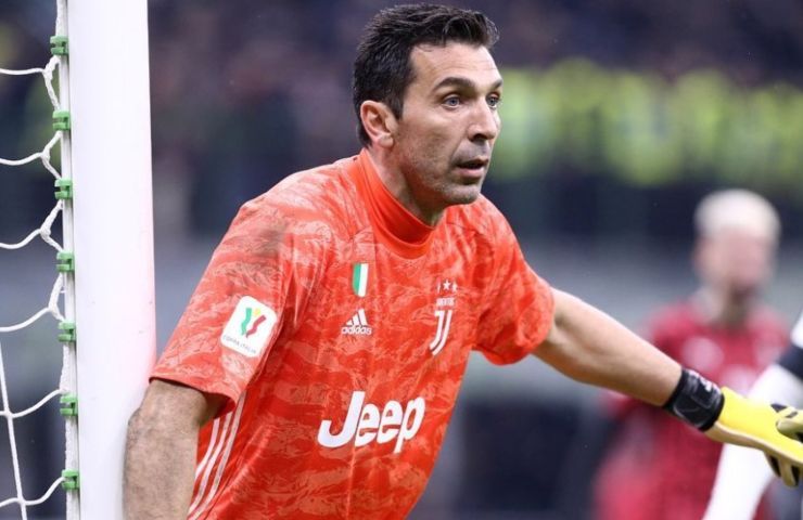 Lascia il calcio anche Buffon