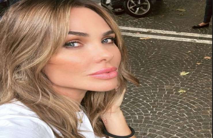 ilary blasi cambio look