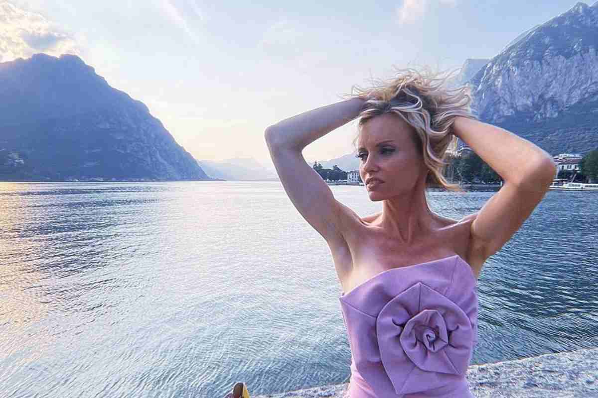 Justine Mattera bollente repertorio