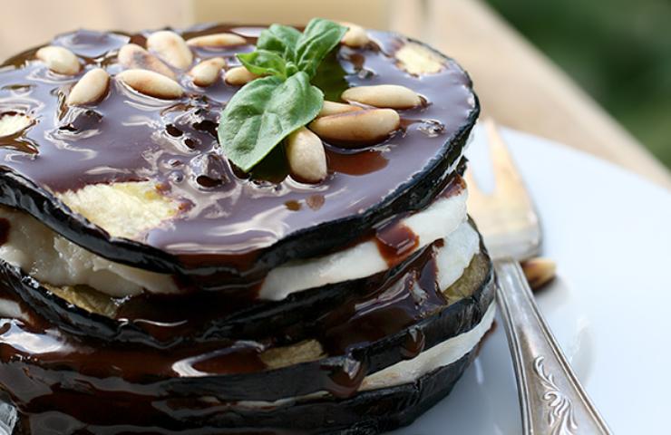 Preparazione melanzane al cioccolato