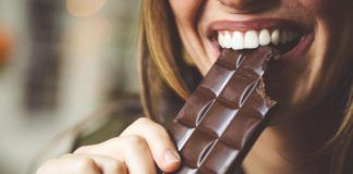 quanto cioccolato mangiare al giorno