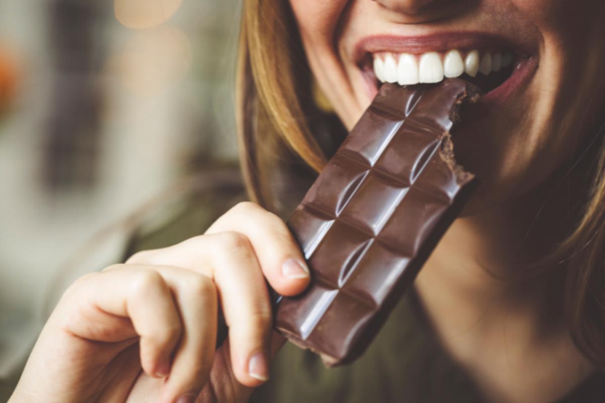 quanto cioccolato mangiare al giorno